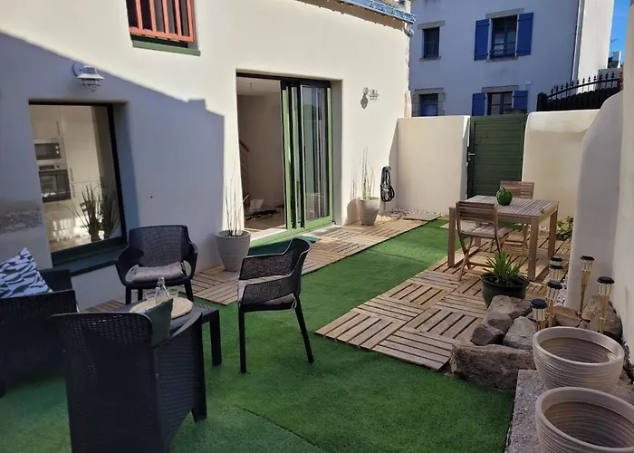 Maison De Charme En Bord De *